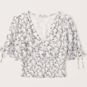 NEW WITH TAGS! Abercrombie Blouse